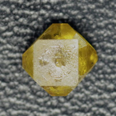 画像: 合成ダイヤモンド（HPHT）（I ｂ type）☆0.49